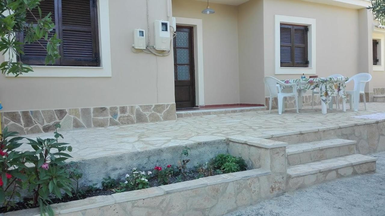 Nefele'S Apartments Ipsos Ngoại thất bức ảnh