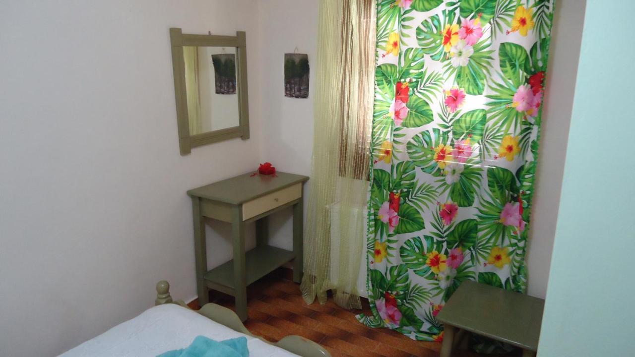 Nefele'S Apartments Ipsos Ngoại thất bức ảnh